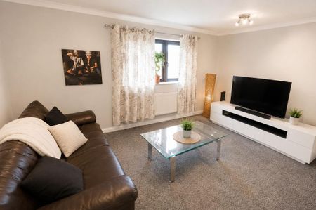 1 bedroom flat to rent - Photo 2