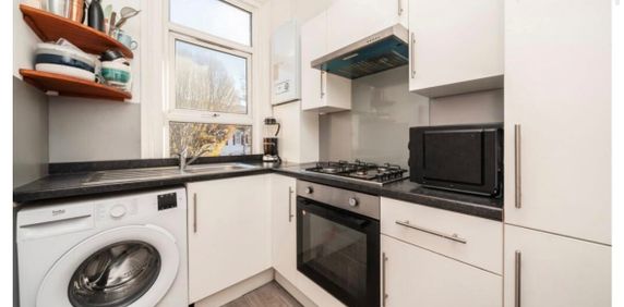 Room in a Shared Flat, Agnes Road, W3 - Photo 2