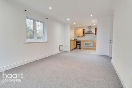 3 bedroom apartment to rent - Photo 3