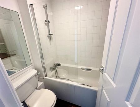 1 Bedroom Apartment To Let - Photo 4
