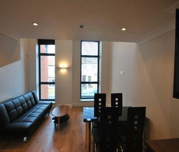 2 bedroom flat to rent - Photo 1