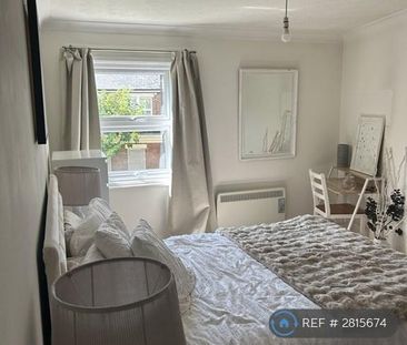 1 bedroom flat to rent - Photo 3