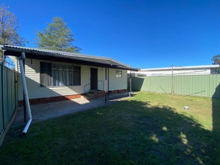 Ideal Coastal Home - Comfortable & Convenient - Photo 4