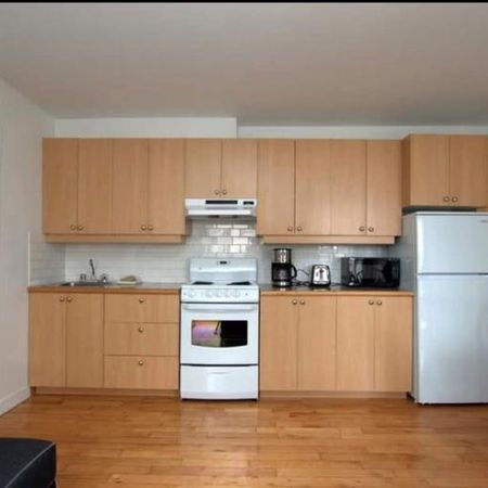 1 CH - 1 SDB - Québec - $899 /mo - Photo 3
