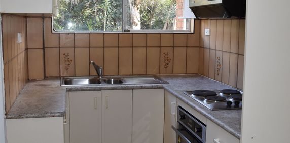 2 Bedroom Unit in a Perfect Location! - Photo 2