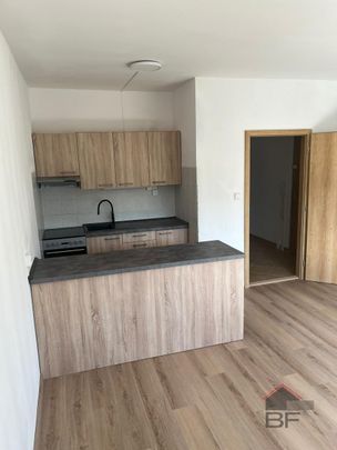Pronájem bytu 2+kk 43 m² - Photo 1