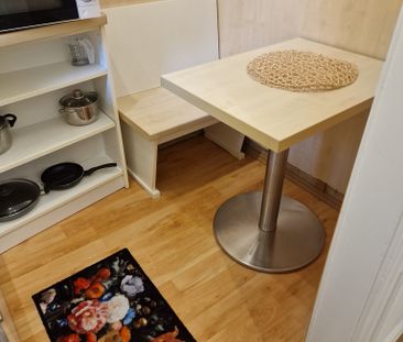 Zeitlos möbliertes Apartment im Agnesviertel - Foto 5