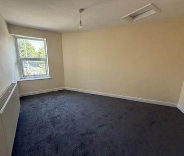 2 bedroom end of terrace house to rent - Photo 6