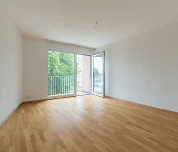 Bright 2.5 room of 71 m2 - Photo 3