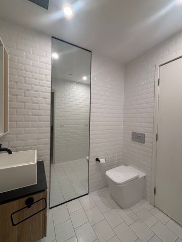 1108 / 93 Flemington Rd, North Melbourne - Photo 4