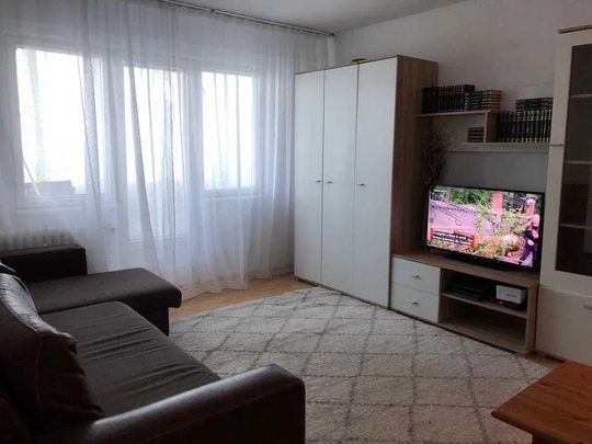 Apartament 3 camere, zona Alexandru cel Bun - Fotografie 1
