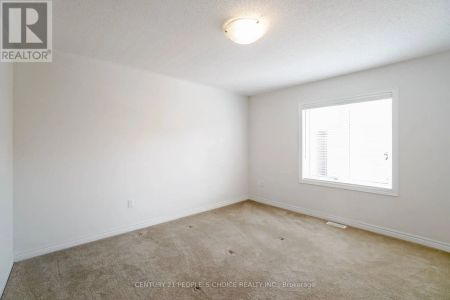 130 ORCHARDCROFT ROAD - Photo 3