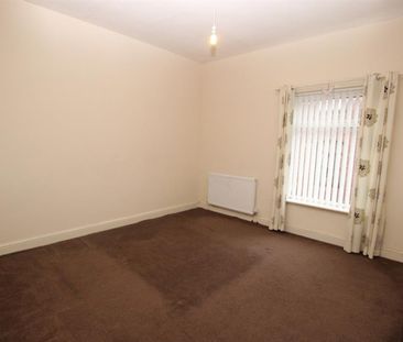 3 bedroom House To Let - Photo 3