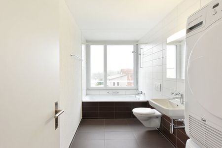 Rent a 4 ½ rooms apartment in Buchs - Photo 4