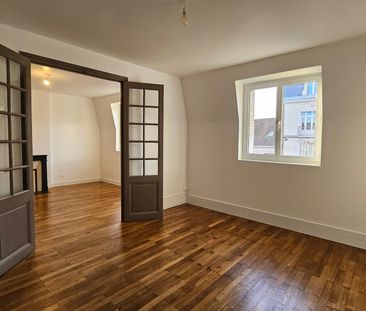 Location Appartement 4 pièces 71m² FONTAINEBLEAU 77300 - Photo 2