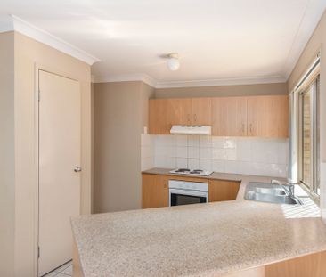 65 Storr Circuit, Goodna QLD 4300 - House For Rent | Domain - Photo 4