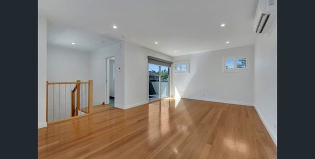 5/89 Thackeray Road, Reservoir VIC 3073 - Photo 1