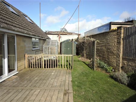 Bristol Road, Allington, SN14 - Photo 3