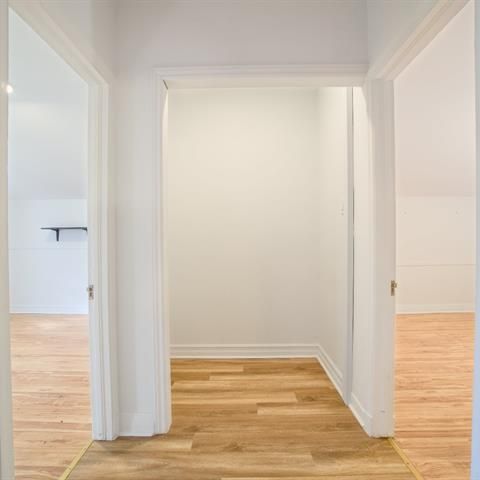 854 Rue Mercier - Photo 1