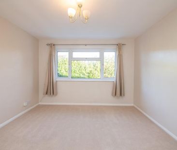 2 bedroom maisonette to rent - Photo 5