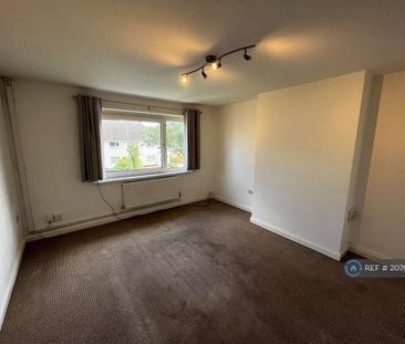 2 bedroom maisonette to rent - Photo 4