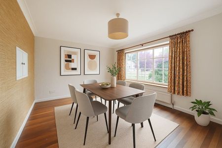 4 bedroom detached house to rent - Photo 2