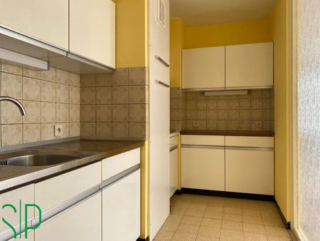 Ruim appartement met 2 slaapkamers gelegen in het centrum van Tessenderlo. - Foto 4