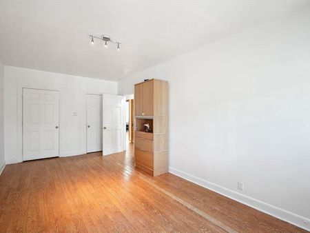 6672 28e Avenue - Photo 3