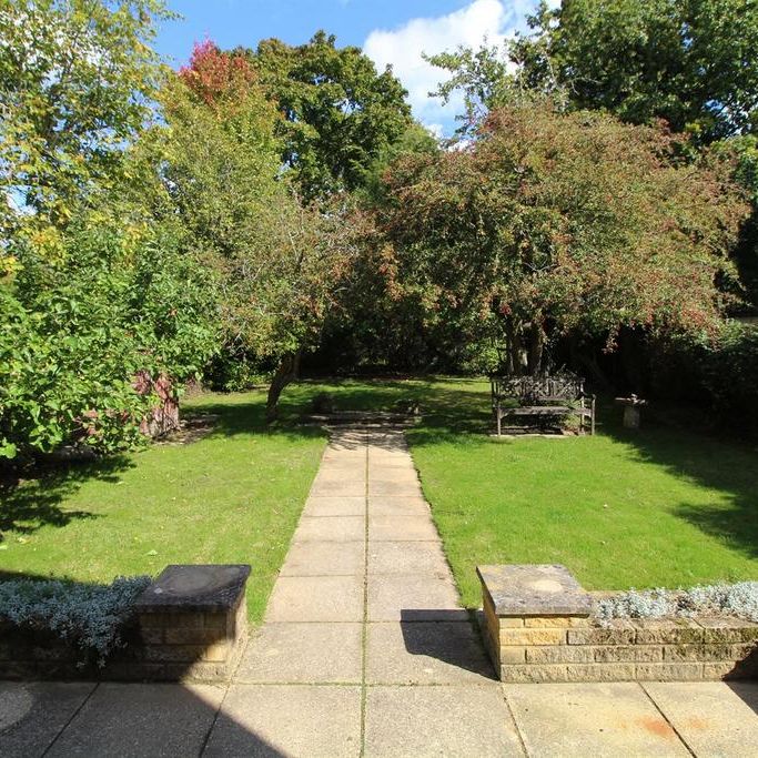 3 bedroom detached house to rent - Photo 1