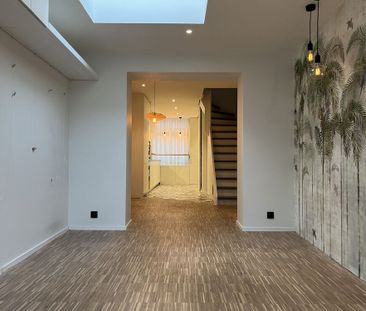 Instapklare stadswoning met garagebox op rustige locatie te centrum... - Photo 2