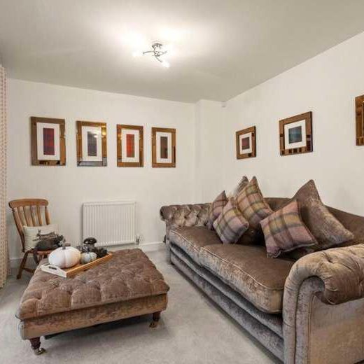 Marion Avenue, Sleaford, NG34 - Photo 1