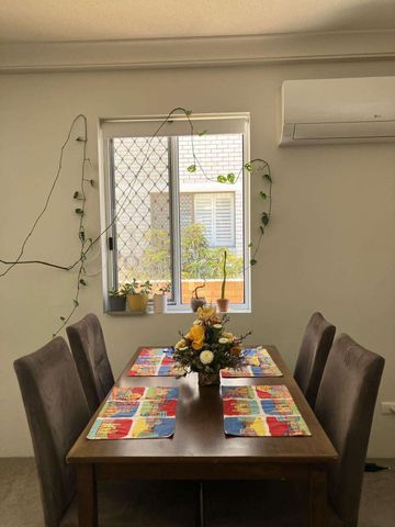 Broadbeach - Photo 2