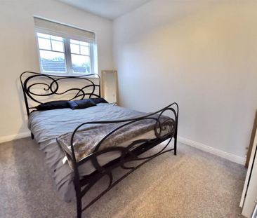 2 bedroom semi-detached house to rent - Photo 4