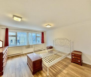 4 bedroom townhouse to rent - Photo 4