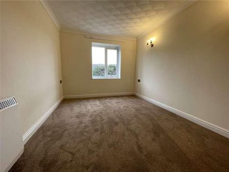 Princess Court, Marine Road, Colwyn Bay, Conwy, LL29 - Photo 5