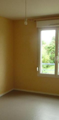 Proche centre-ville et commerces - appartement T2 - 45 m² habitables. - Photo 1