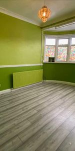 House share to rent - Photo 3