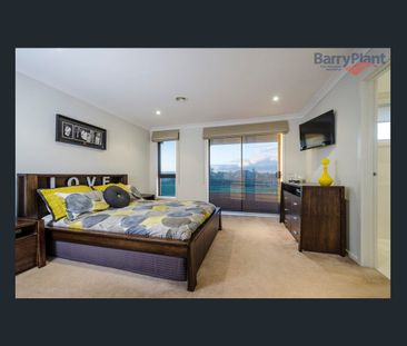 The Pinnacle of Low Maintenance Living – It Doesn't Get Better Then... - Photo 4