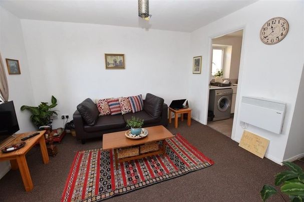 Studio Flat, Alan Hocken Way, E15 - Photo 1