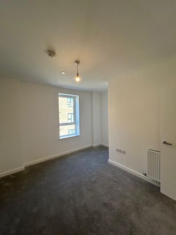 2 Bed Flat- TO LET – South Oxhey- Watford WD19 - Photo 5