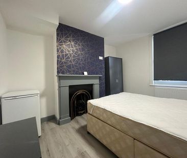 1 bedroom house of multiple occupation to rent - Photo 3