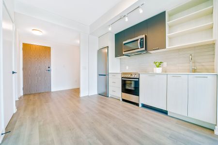 For Lease - 2300 st clair Avenue Unit# 528, Toronto, Ontario - Photo 3