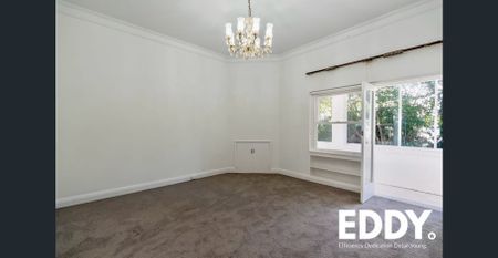 1351Sqm Enttertaining Home | 7 Mins Walk to Killara Station | Gordon East Public School | Lock-Up Garage | Renovated Kitchen | Brand New Carpet - Photo 4