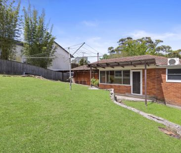 Family Favourite In Ultra-Convenient Locale - Photo 5