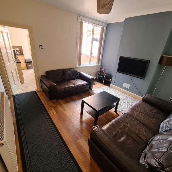 Welford Road, Clarendon Park, Leicester, LE2 - Photo 1