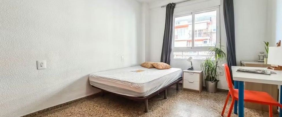 Carrer del Mestre Valls, Valencia, Valencian Community 46022 - Photo 1