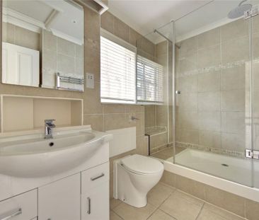 3 bedroom terraced house to rent - Photo 3