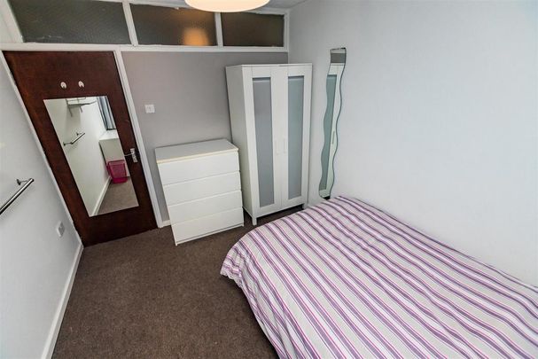 5 bedroom house to rent - Photo 1