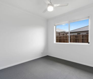 For Lease: Brand New Modern Family Home with a Spacious Yard in Hig... - Photo 3
