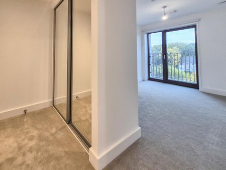 2 bedroom apartment to rent - Photo 4